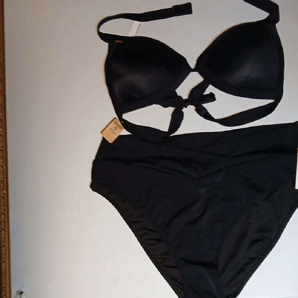 Black Women's Bikini Set